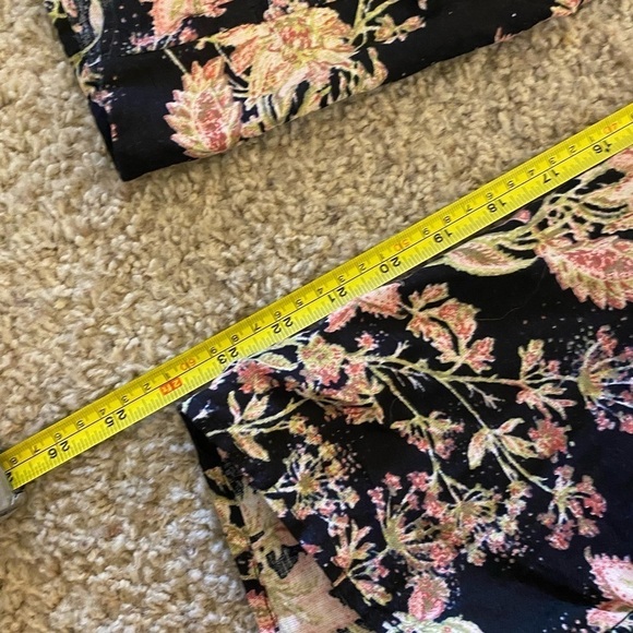 Free People women’s Stand Out Printed Jumpsuit in Black Combo Size M Boho - Picture 9 of 10